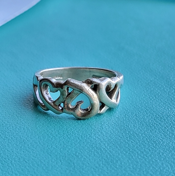 Triple loving hearts ring
